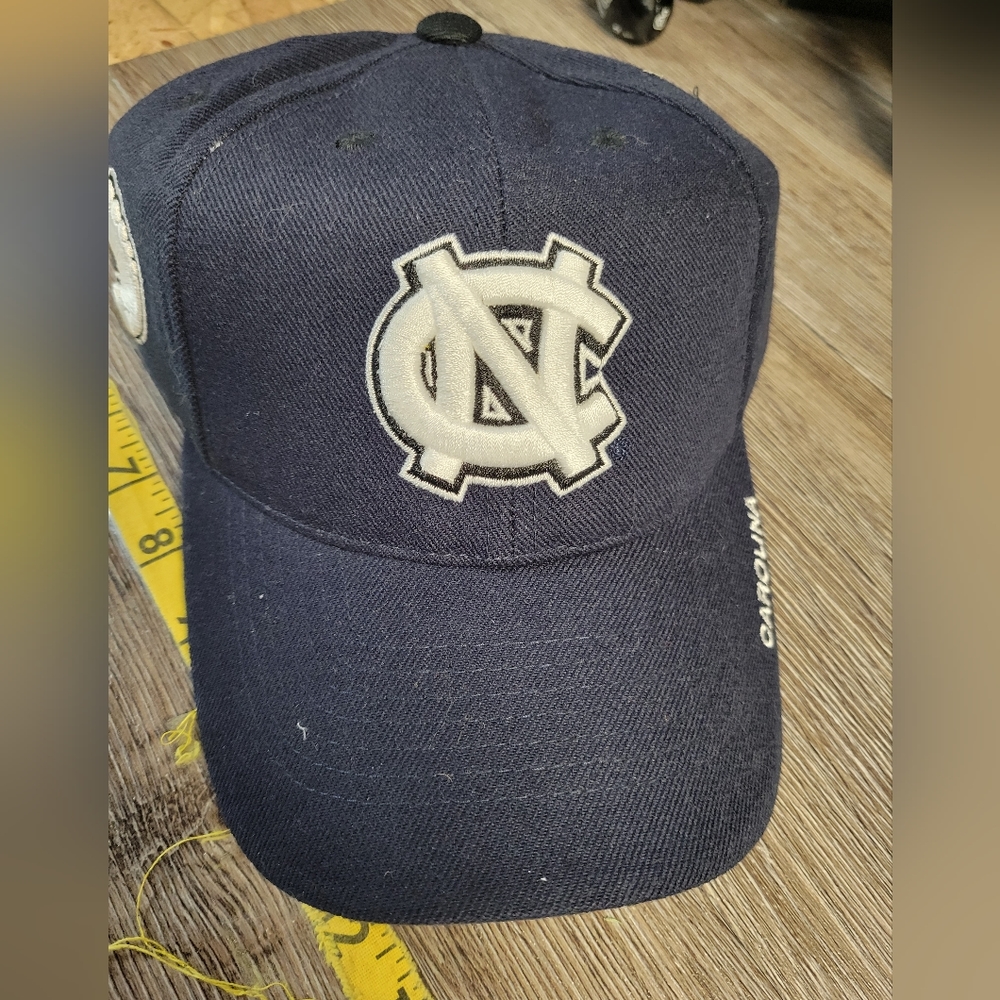 Top of The World New Baseball Cap North Carolina Tar Heels Velcro back Hat